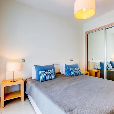 One Bedroom In Albur Village 1l